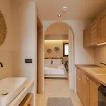 Adorno Private Only Adults & Kids 12 *
