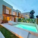 Adorno Private Only Adults & Kids 12 *