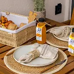 Adorno Private Only Adults & Kids 12 * Vrasná