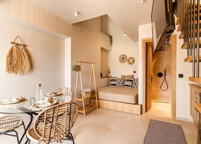 Adorno Private Only Adults & Kids 12 * Vrasná