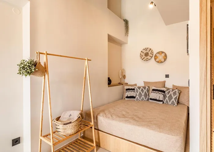 Adorno Private Only Adults & Kids 12